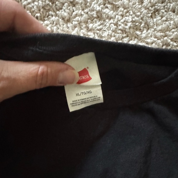 The Wet Bandits Power Supply Co Home Alone Marv Harry Funny Graphic Tee Shirt XL - Picture 3 of 3